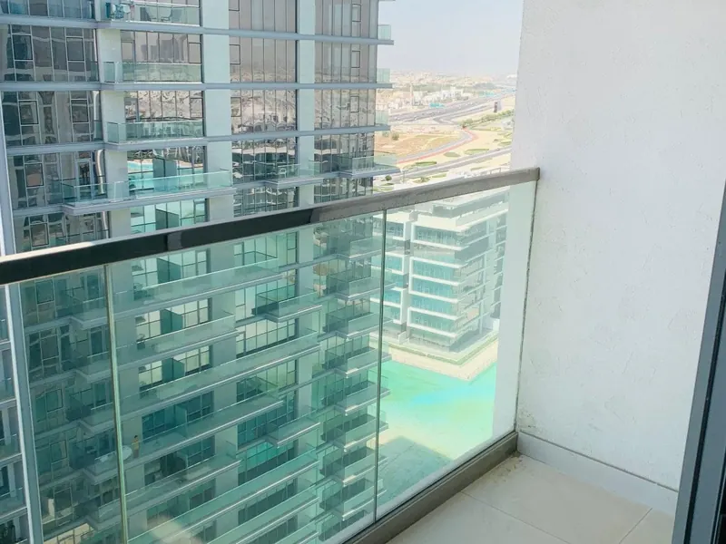 1-bedroom apartment with lagoon view, District One