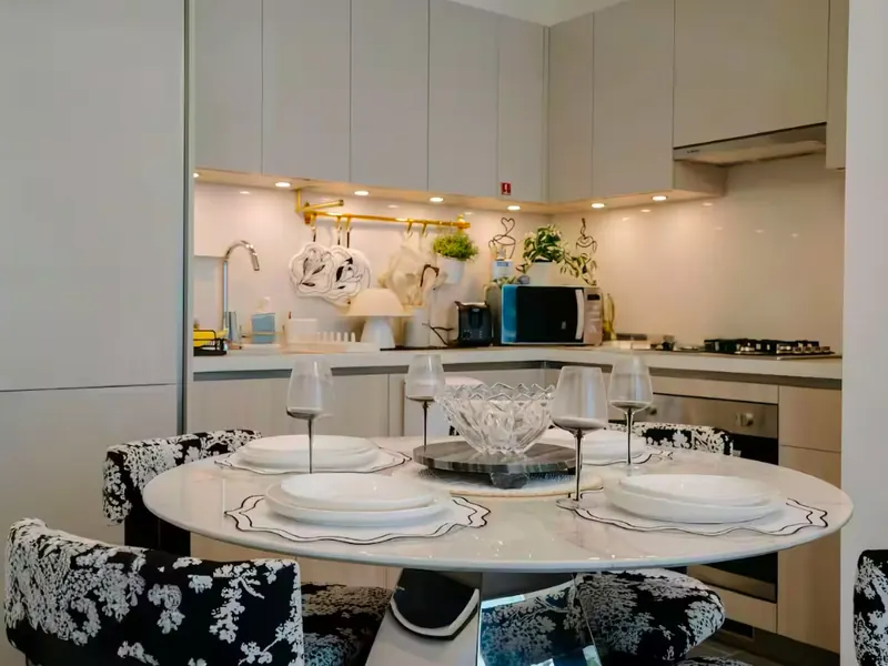 Furnished 2-bedroom apartment for rent, The Crest Tower C
